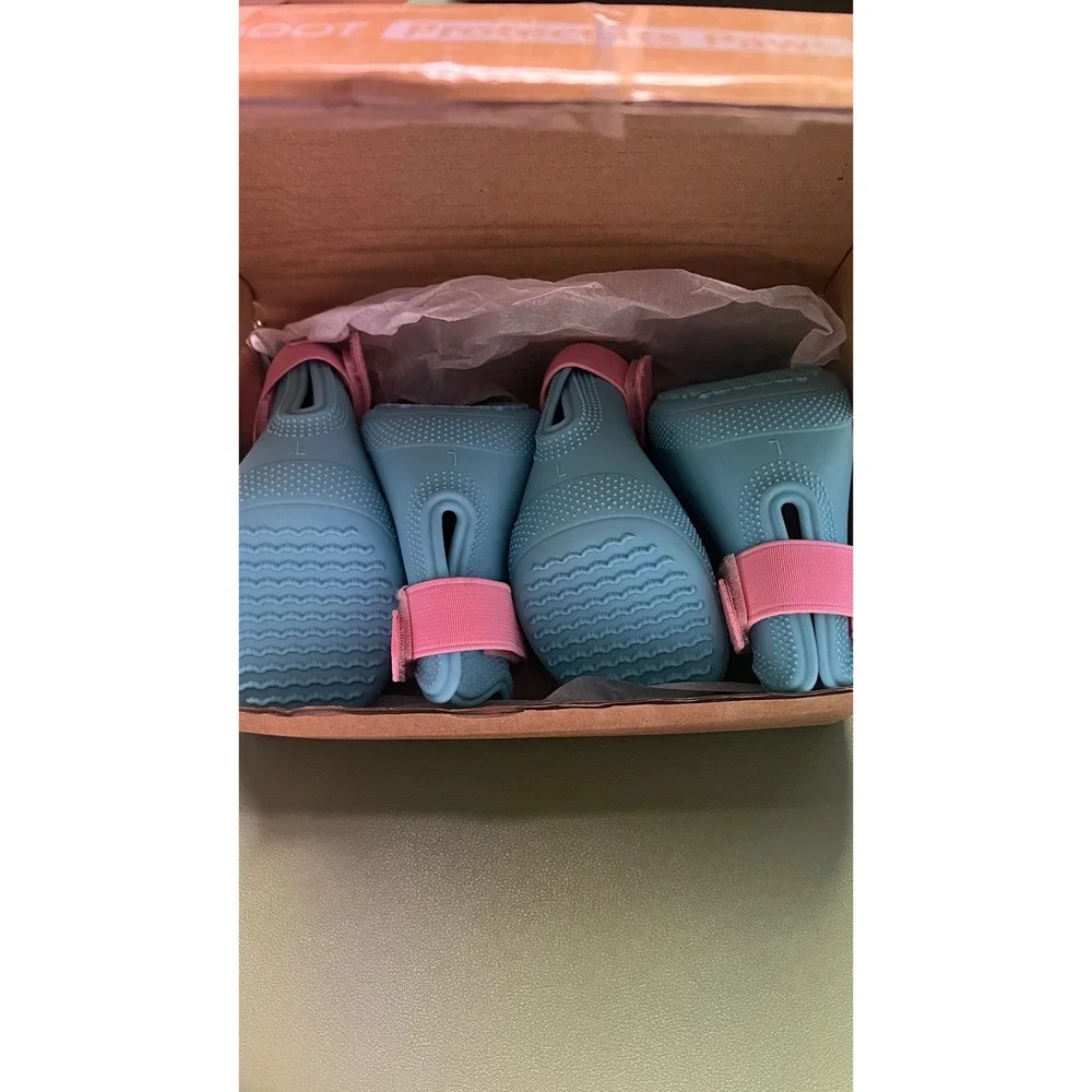 Dog Boots Shoes Large Blue & Pink Hot Pavement Rain Snow Protection Brand NEW